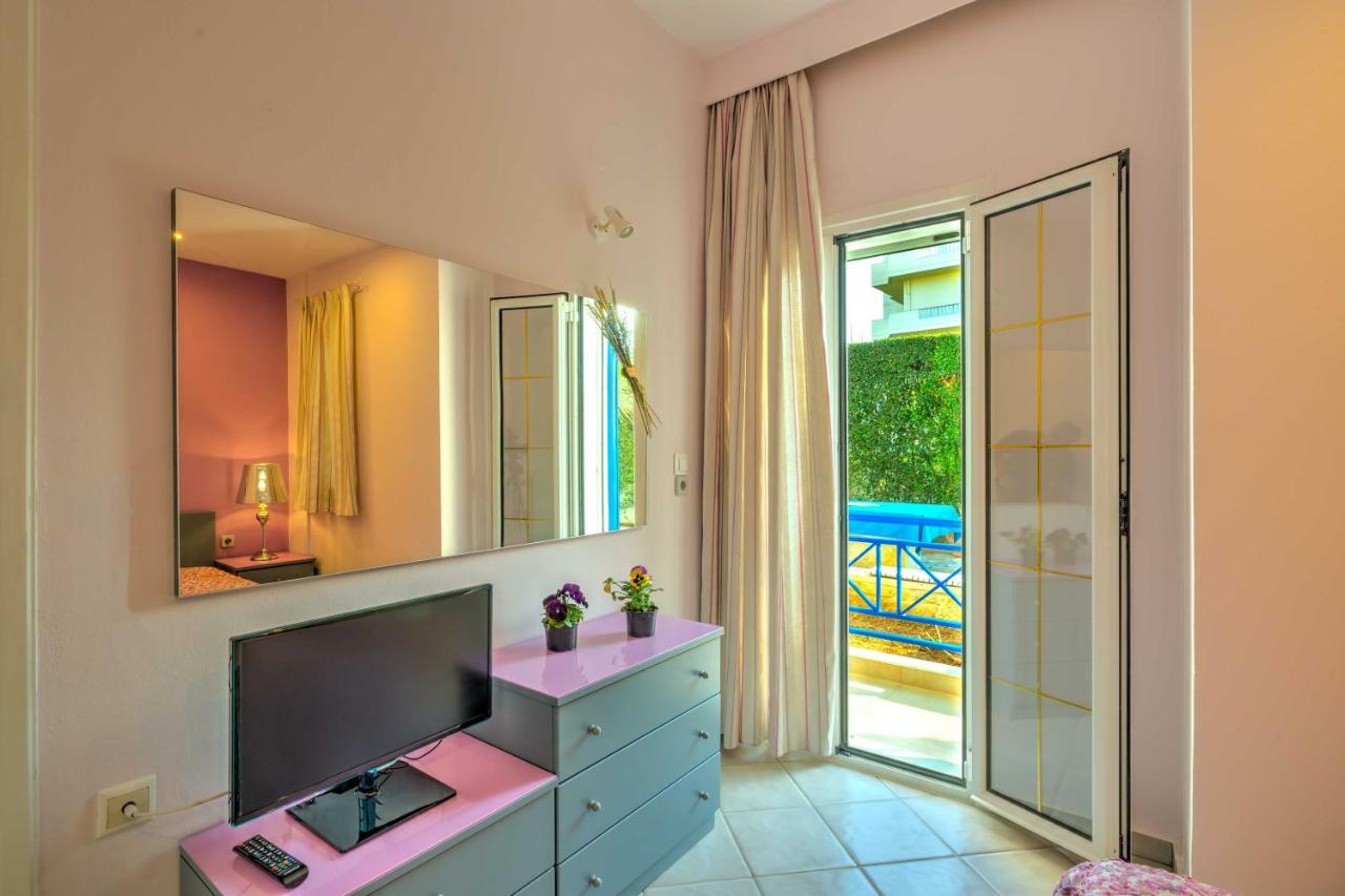 Elegant 1Br By Heraklion Beach Sun &Comfort Await Amoudara  Luaran gambar